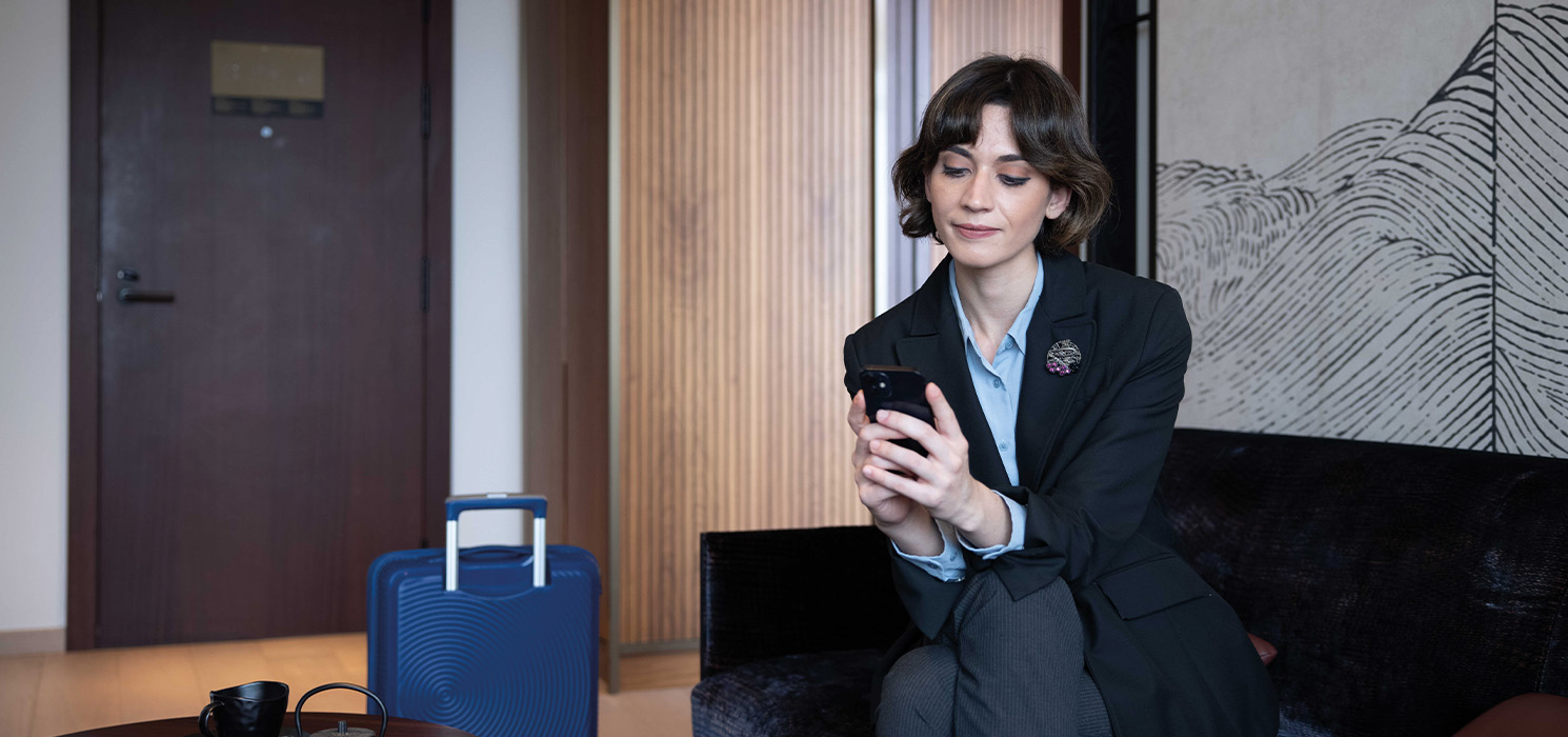 Transforming Hotel Guest Experiences with Digital and Mobile Access