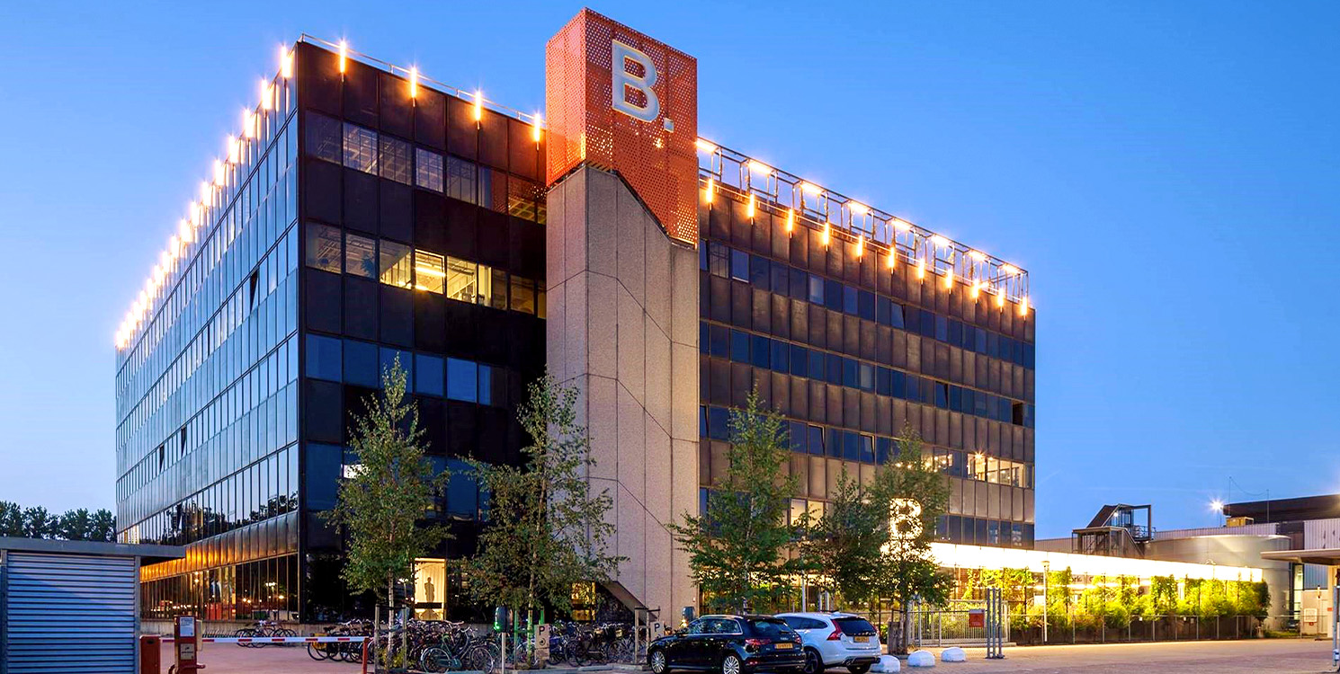 B. Amsterdam coworking hub in Amsterdam