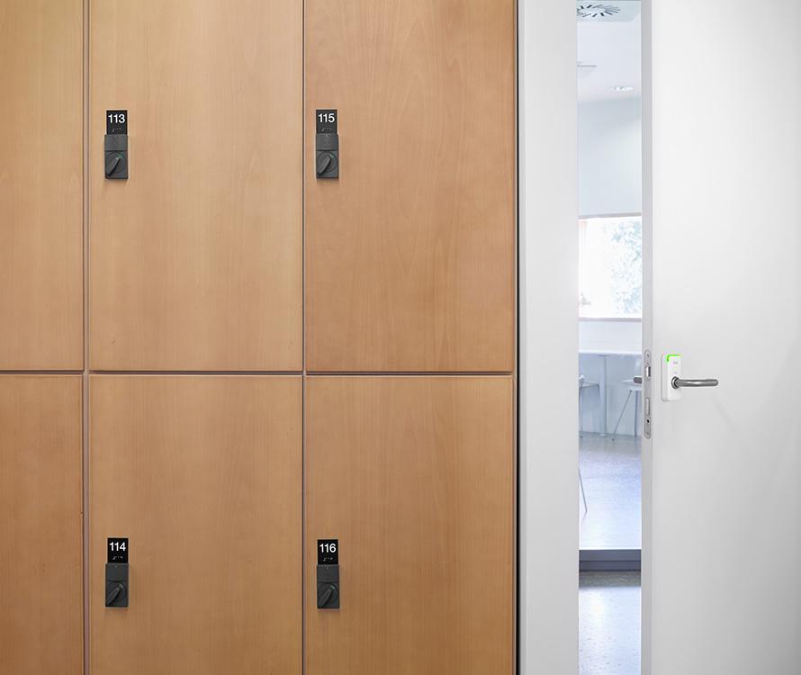 Access control and secure locker access